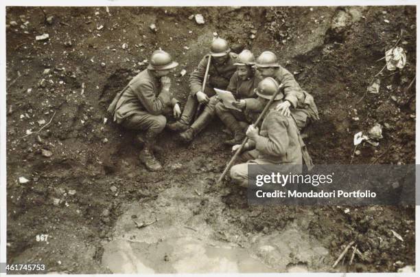 Soldiers¿ good mood. 1917. Gelatine process. Rome, Central Museum of the Risorgimento
