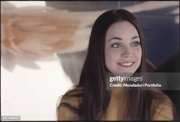 Italian ballet dancer Oriella Dorella posing smiling. 1960s