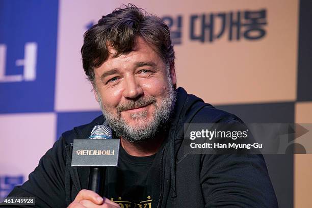 Actor and director Russell Crowe attends the press conference for 'The Water Diviner' at the Ritz Carlton Hotel on January 19, 2015 in Seoul, South...