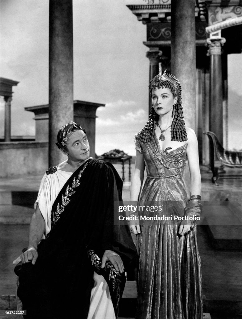 Claude Rains and Vivien Leigh in Caesar and Cleopatra