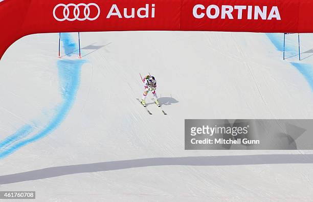 Lindsey Vonn of the United States crosses the finish line during the FIS Alpine Ski World Cup Women's Super G on January 19, 2015 in Cortina...