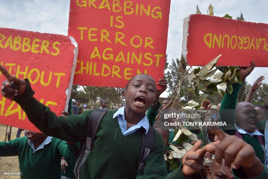 TOPSHOT-KENYA-SCHOOL-PROTEST