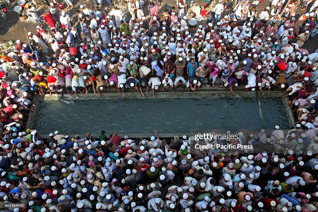 Hundreds of thousands of Muslims from all over the world...