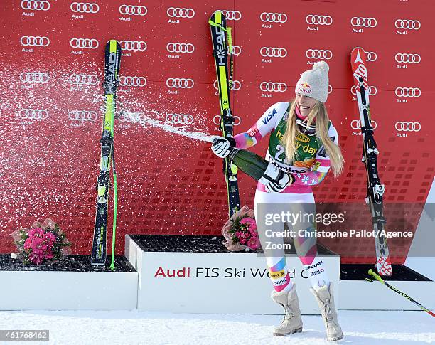 Lindsey Vonn of the USA competes during the Audi FIS Alpine Ski World Cup Women's Super-G on January 19, 2015 in Cortina d'Ampezzo, Italy.