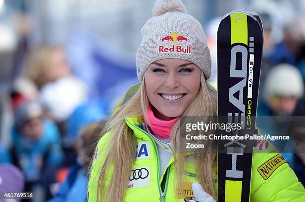 Lindsey Vonn of the Usa competes during the Audi FIS Alpine Ski World Cup Women's Super-G on January 19, 2015 in Cortina d'Ampezzo, Italy.