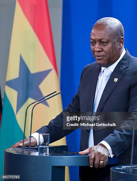 German Chancellor Angela Merkel and Ghana President John Dramani Mahama attend a press conference in Chancellery on January 19, 2015 in Berlin,...