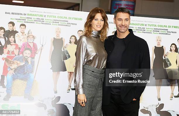 Liz Solari and Raoul Bova attend the 'Sei mai stata sulla luna?' photocall at Cinema Adriano on January 19, 2015 in Rome, Italy.