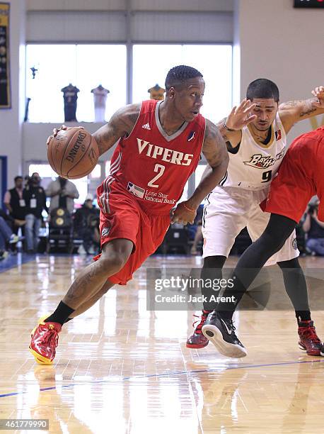 Isaiah Canaan of the Rio Grande Valley Vipers dribbles the ball against the Erie Bayhawks during the 2015 NBA D-League Showcase presented by SAMSUNG...