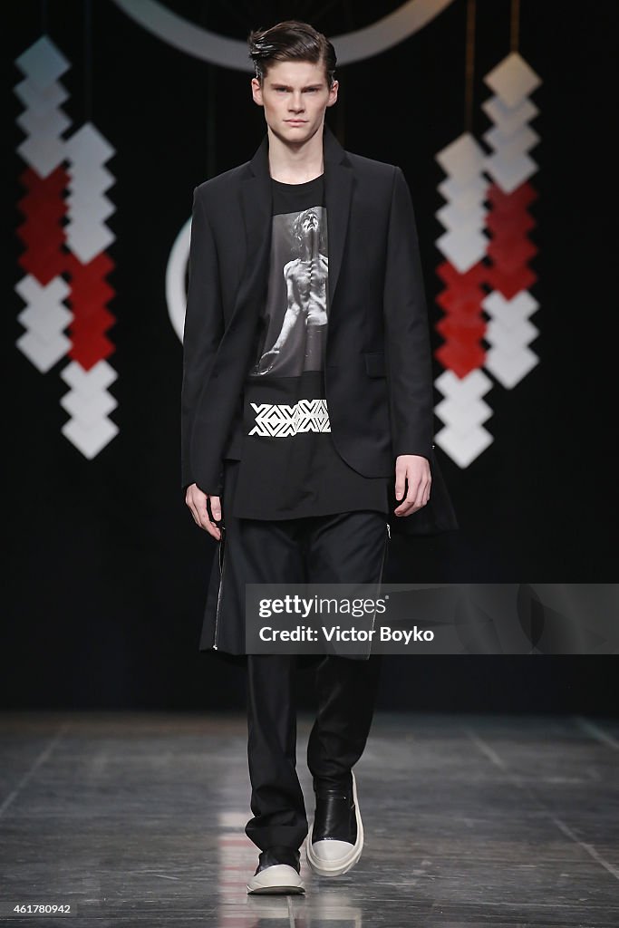 D.GNAK SHOW - Runway - Milan Menswear Fashion Week Fall Winter 2015/2016