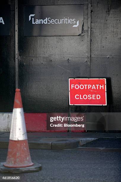 Development Closed Sign Nova Building London Photos and Premium High Res Pictures - Getty Images