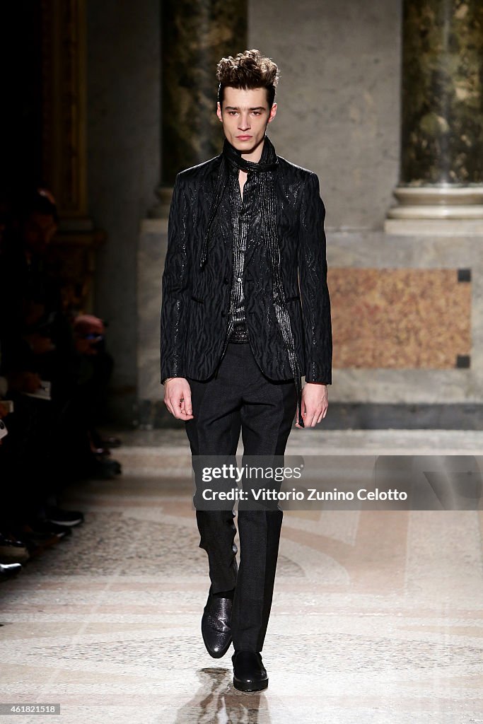 ROBERTO CAVALLI SHOW - Runway - Milan Menswear Fashion Week Fall Winter 2015/2016