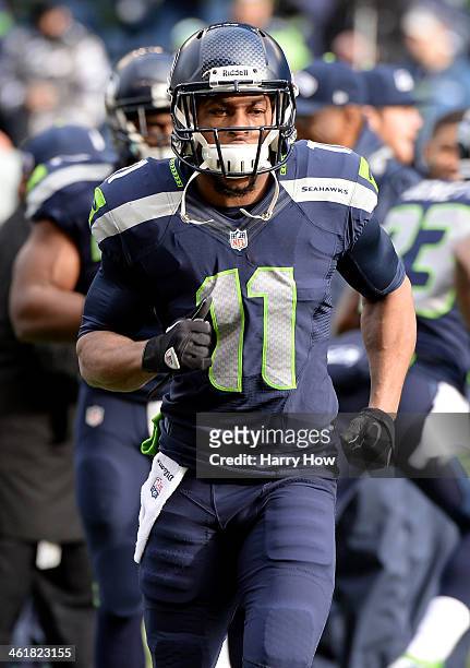 Wide receiver Percy Harvin of the Seattle Seahawks on the field before taking on the New Orleans Saints on the field during the NFC Divisional...