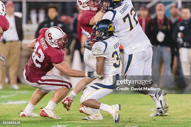 Shane Vereen, tailback for the California Golden Bears, makes a play during the 113th Big Game against the Stanford Cardinal played on November 21,...