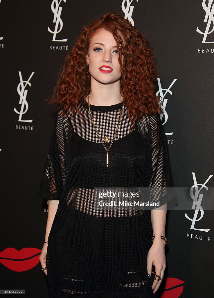 YSL Beaute: YSL Loves Your Lips Party - Arrivals