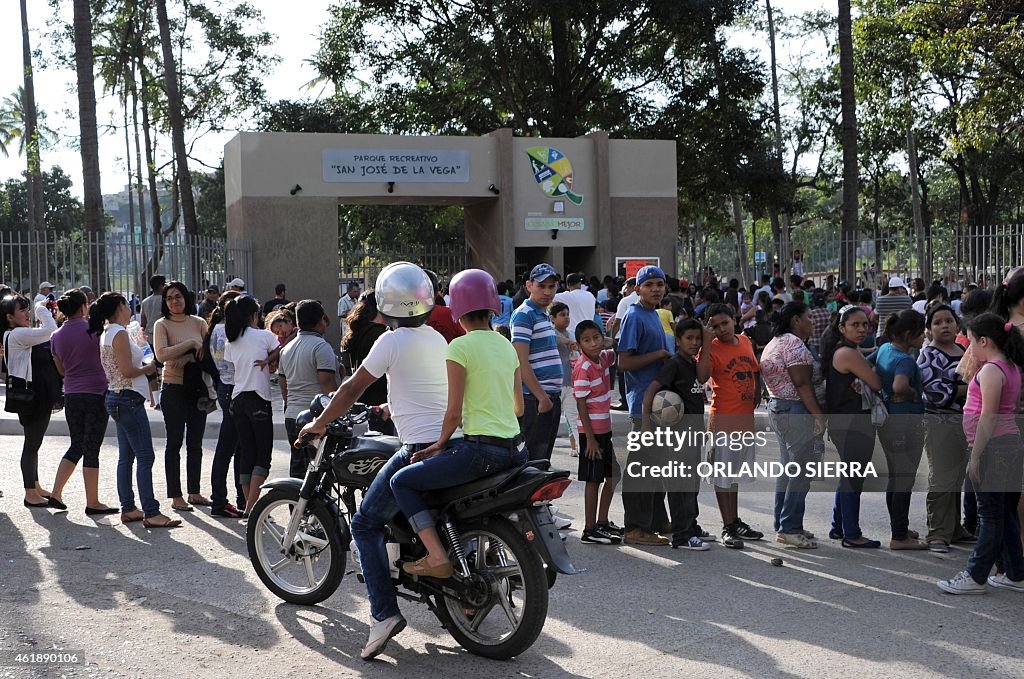 HONDURAS-SOCIETY-CRIME-GANGS-SECURITY-PARK