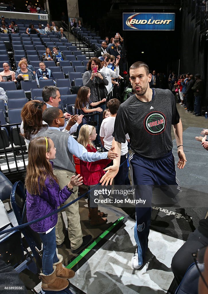 Dallas Mavericks v Memphis Grizzlies