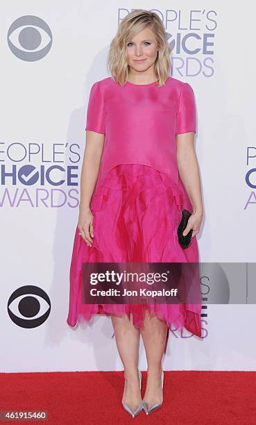 Actress Kristen Bell arrives at The 41st Annual People's Choice Awards at Nokia Theatre L.A. Live on January 7, 2015 in Los Angeles, California.