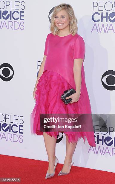 Actress Kristen Bell arrives at The 41st Annual People's Choice Awards at Nokia Theatre L.A. Live on January 7, 2015 in Los Angeles, California.