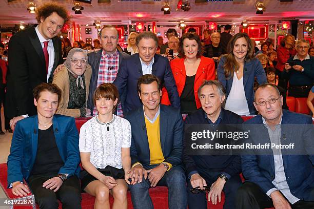 Eric Antoine, "Les Bodin's" Vincent Dubois and Jean-Christian Fraiscinet, Michel Drucker, Camille Chamoux, Main Guest of the show, singer Benabar,...