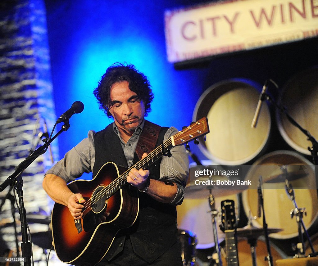 An Acoustic Evening With John Oates - A Concert Celebrating His DVD Release