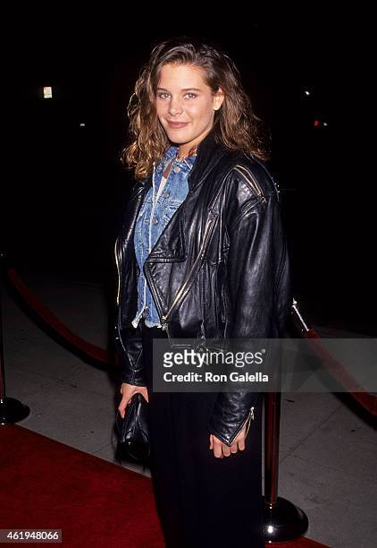 Actress Cari Shayne attends the "In the Name of the Father" Beverly Hills Premiere on December 20, 1993 at the Samuel Goldwyn Theatre in Beverly...