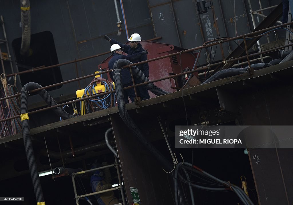 SPAIN-ECONOMY-UNEMPLOYMENT-SHIPYARD