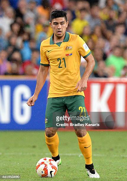 Massimo Luongo of Australia looks to pass during the 2015 Asian Cup match between China PR and the Australian Socceroos at Suncorp Stadium on January...