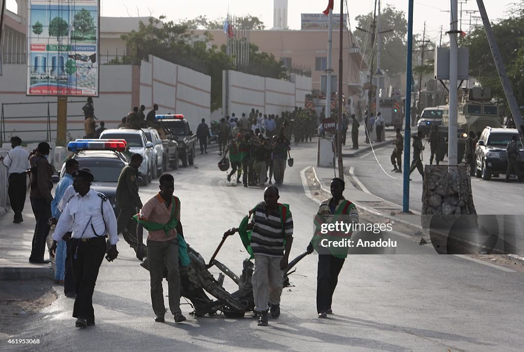 Mogadishu presidential palace rocked by car bomb