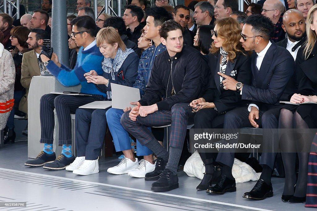 Louis Vuitton : Front Row - Paris Fashion Week - Menswear F/W 2015-2016