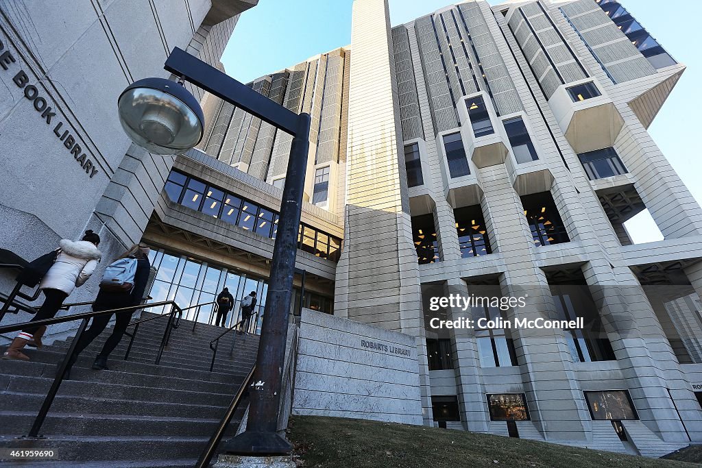 U of T's Robarts Library