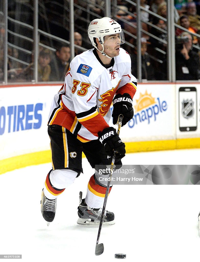 Calgary Flames v Anaheim Ducks