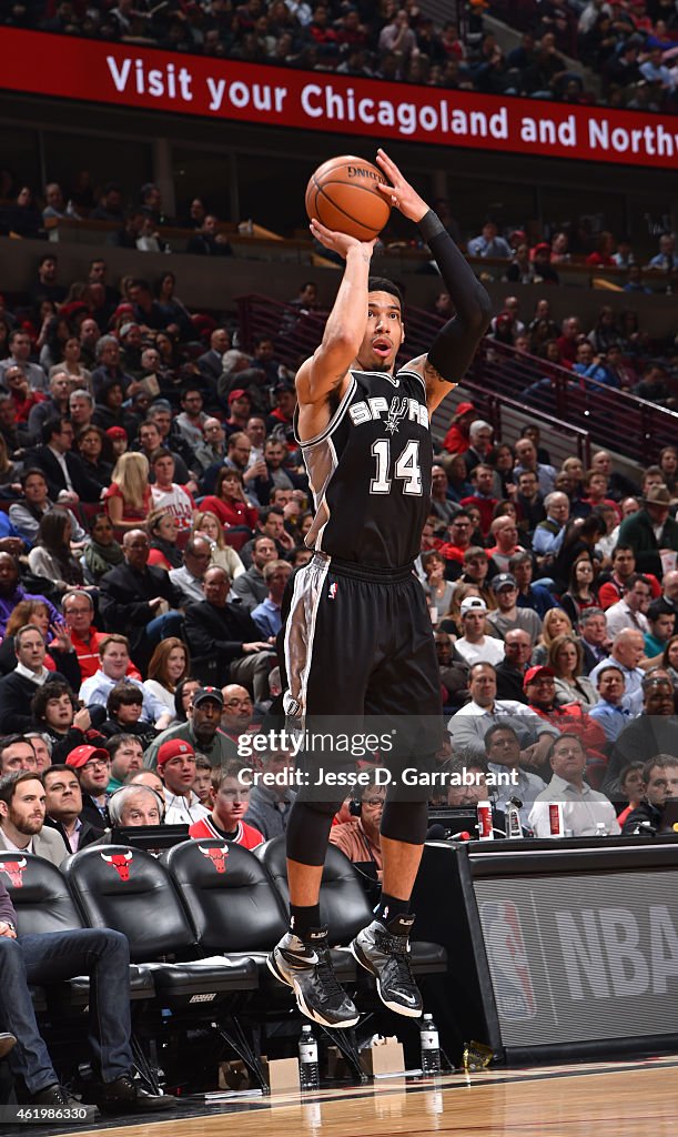 Chicago Bulls V San Antonio Spurs