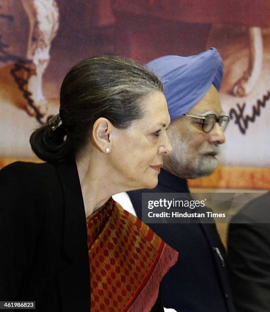 Prime Minister Manmohan Singh with UPA Chairperson Sonia Gandhi at the closing ceremony of the commemoration of the 150th Birth Anniversary of Swami...