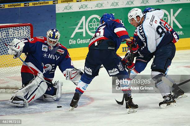 David Wolf of Hamburg scores his team's second goal during the DEL match between Adler Mannheim and Hamburg Freezers at SAP Arena on January 12, 2014...