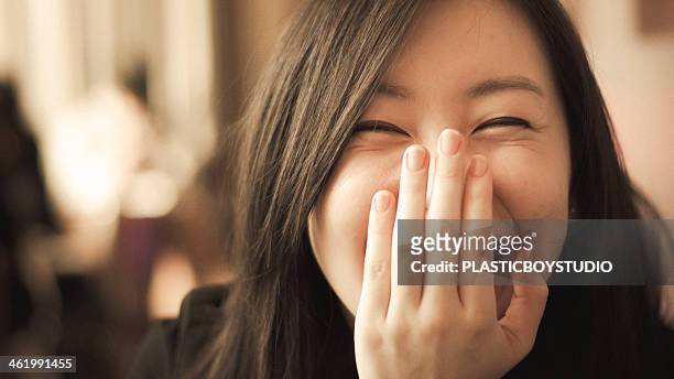 female / smile / caf? - japanischer abstammung stock-fotos und bilder