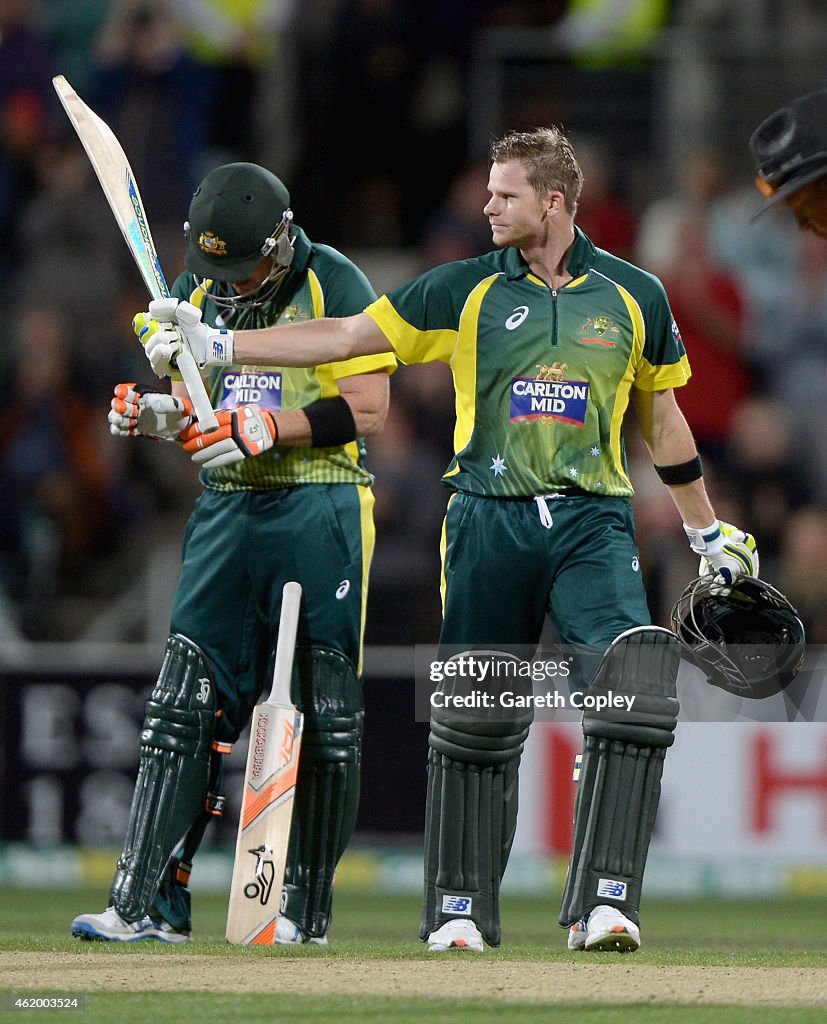 Australia v England: Carlton Mid ODI Tri Series - Game 4