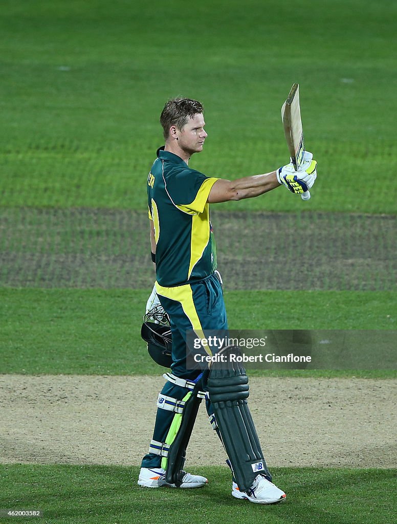 Australia v England: Carlton Mid ODI Tri Series - Game 4