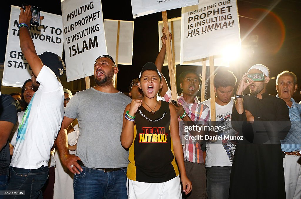 Muslim Community Holds Rally In Support Of The Prophet Muhammad