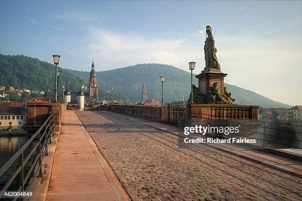 the old bridge of heidelberg - heidelberg germany fotografías e imágenes de stock