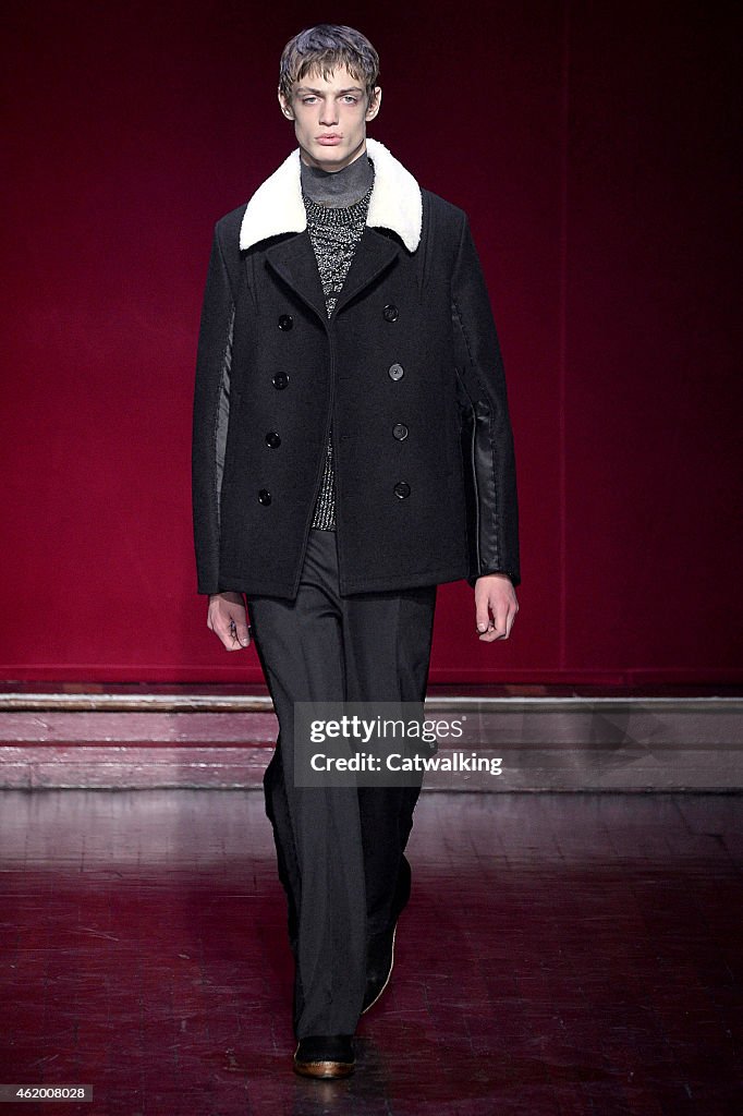 Maison Martin Margiela - Mens Fall 2015 Runway - Paris Menswear Fashion Week