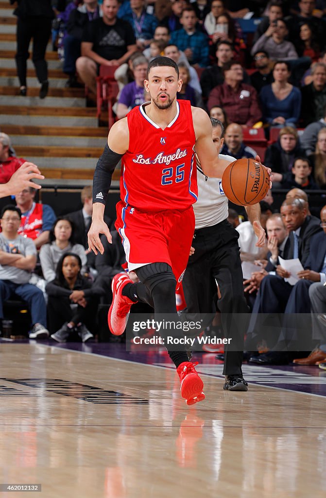 Los Angeles Clippers v Sacramento Kings