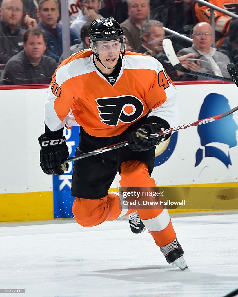 Pittsburgh Penguins v Philadelphia Flyers