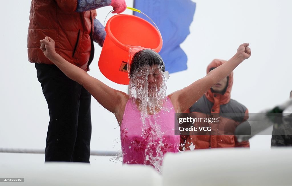 Ice Water Challenge In Hunan