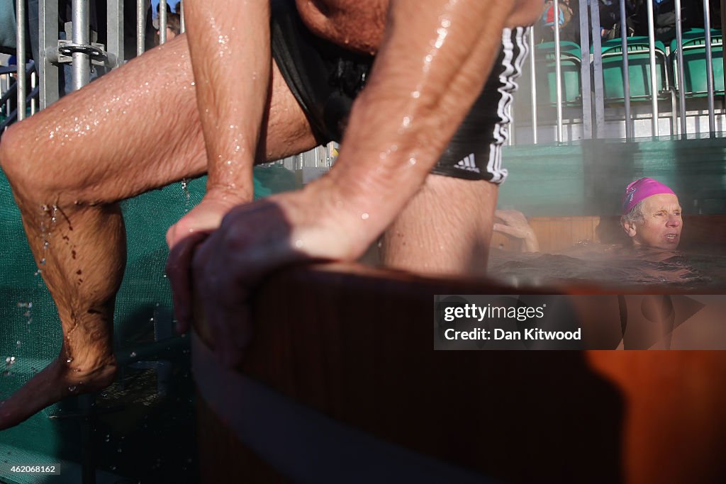 Tooting Bec Lido Hosts The UK Cold Water Swimming Championships