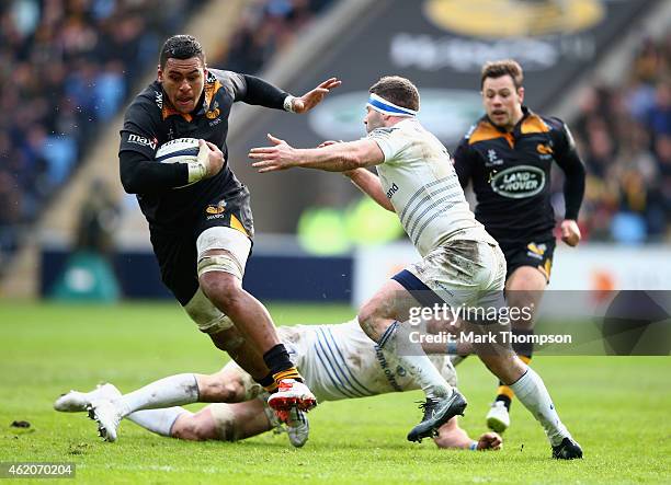 Nathan Hughes of Wasps takes possesion during the European Rugby Champions Cup game between Wasps and Leinster Rugby at The Ricoh Arena on January...