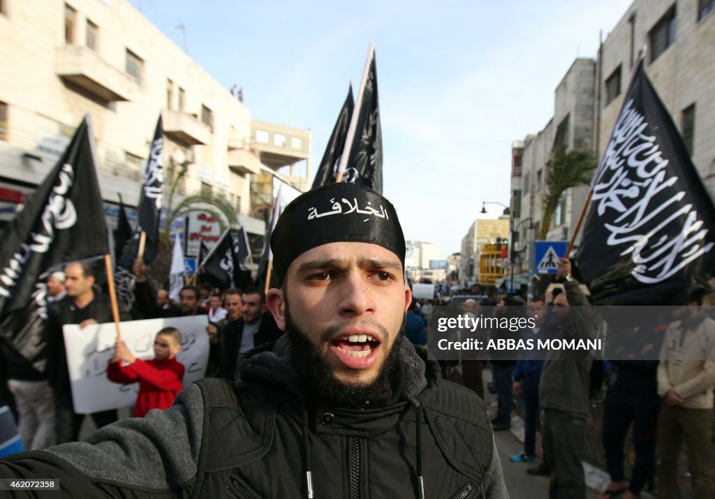 PALESTINIAN-WEST BANK-FRANCE-ATTACKS-CHARLIE-HEBDO-DEMO