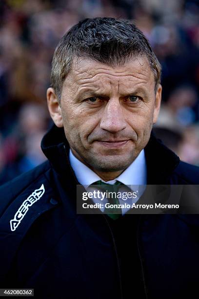 Head coach Miroslav Djukic of Cordoba CF looks on prior to start the La Liga match between Cordoba CF and Real Madrid CF at El Arcangel stadium on...