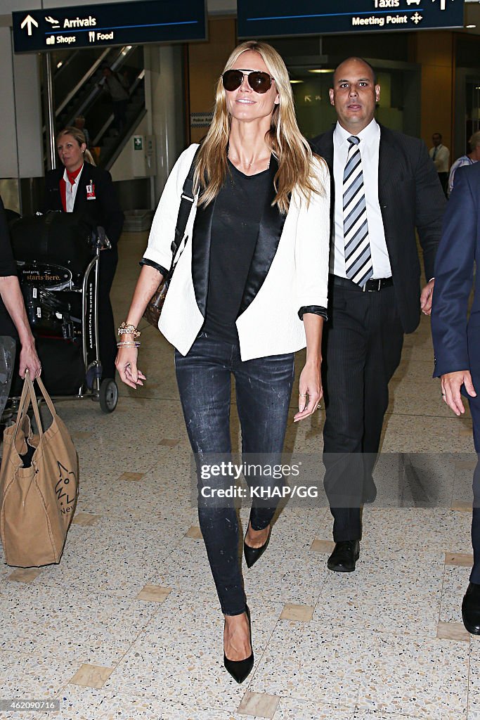 Heidi Klum Arrives Into Sydney