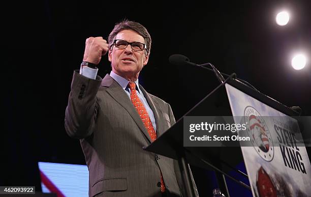 Former Texas Governor Rick Perry speaks to guests at the Iowa Freedom Summit on January 24, 2015 in Des Moines, Iowa. The summit is hosting a group...