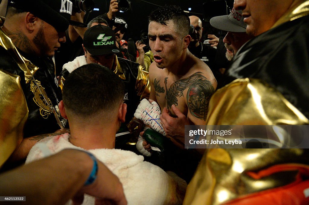 Mike Alvarado and Brandon Rios Title Fight